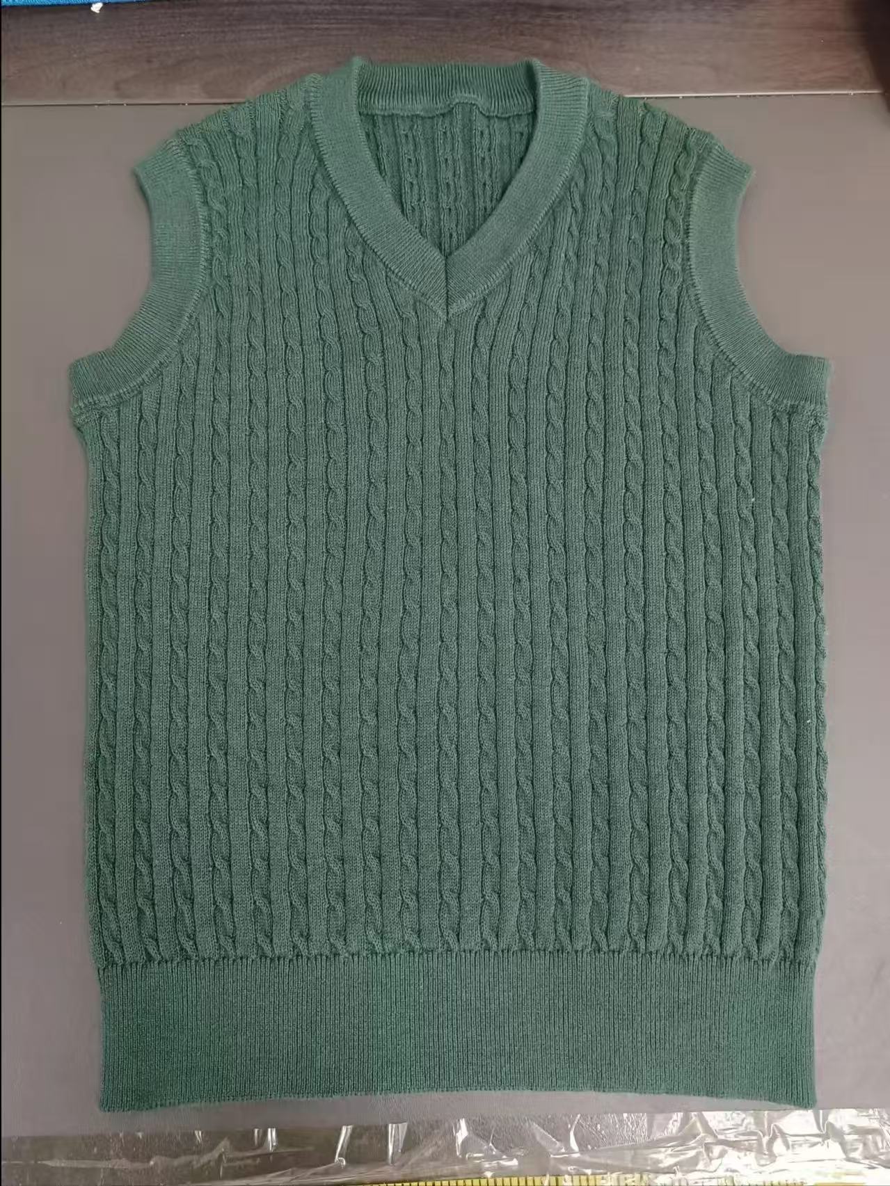 <b>针织服饰</b>